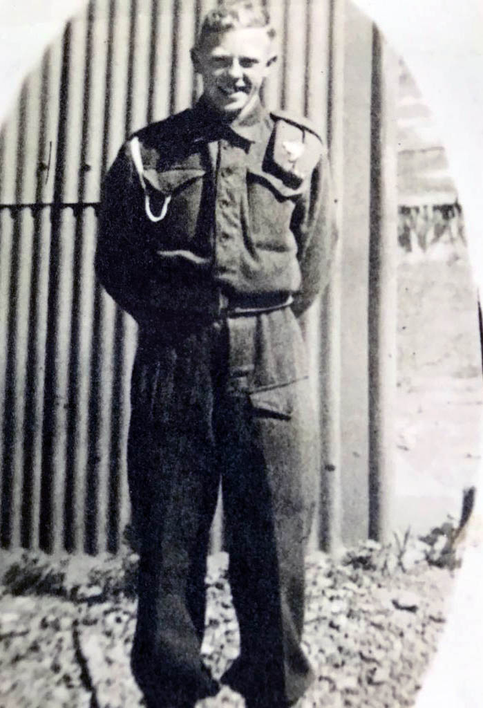 Ramleh War Cemetery - Jones, Peter David