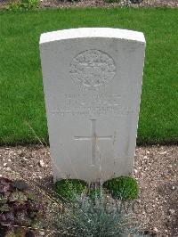 Sarralbe Military Cemetery - Campbell, J