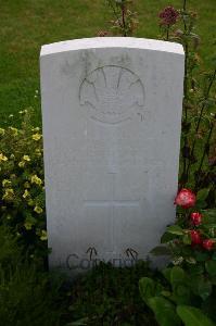 Dozinghem Military Cemetery - Barratt, William