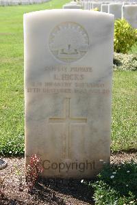 Port Moresby (Bomana) War Cemetery - Hicks, Lyle