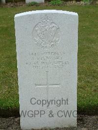 Wulverghem-Lindenhoek Road Military Cemetery - Stewart, James