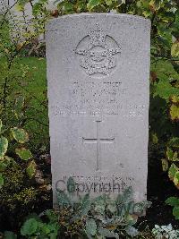 Leopoldsburg War Cemetery - Gowan, Ronald Burtis