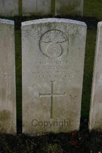 Arneke British Cemetery - Irwin, William Garnet Wolsley