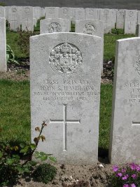 Etaples Military Cemetery - Hamilton, John Stanley