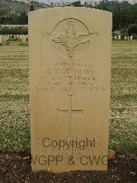 Khayat Beach War Cemetery - Matthews, Robert