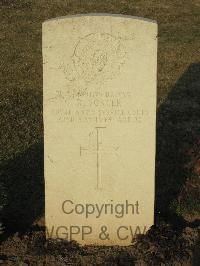 Belgrade War Cemetery - Forcer, Richard