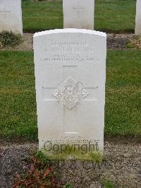 Rheinberg War Cemetery - Mitchell, Alexander