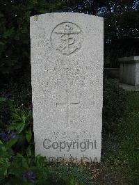 [IMAGE] Reykjavik (Fossvogur) Cemetery - Ray, Charles Stephen