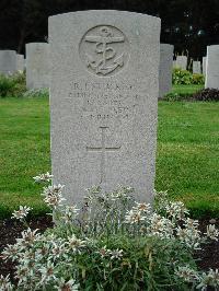 [IMAGE] Reykjavik (Fossvogur) Cemetery - Stuckey, Ronald J.