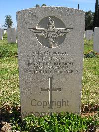 Ramleh War Cemetery - Jones, Peter David