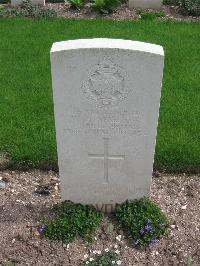 Sarralbe Military Cemetery - Sparrow, Walter Henry