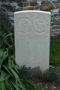 Sarralbe Military Cemetery - Stagg, Leslie William Gilbert