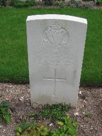 Sarralbe Military Cemetery - Westrop, G E