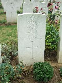 Serre Road Cemetery No.2 - Hogue, Frank