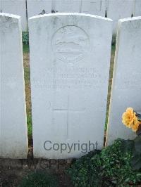 Serre Road Cemetery No.2 - Isherwood, Charles