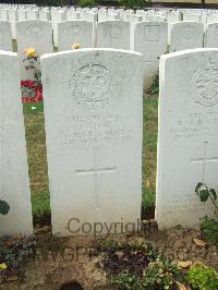 Serre Road Cemetery No.2 - King, John