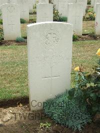 Serre Road Cemetery No.2 - McDonald, Walter
