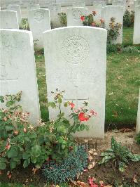 Serre Road Cemetery No.2 - McGregor, Neil Sinclair