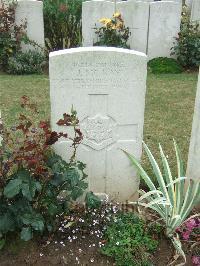 Serre Road Cemetery No.2 - McKay, John