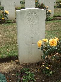 Serre Road Cemetery No.2 - McKee, Thomas John