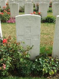 Serre Road Cemetery No.2 - Mills, Frederick Albert