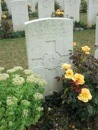 Serre Road Cemetery No.2 - Minnis, Herbert Ernest Alfred
