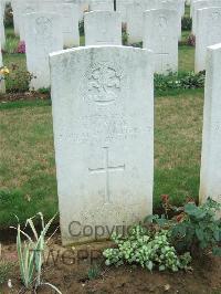 Serre Road Cemetery No.2 - Moore, Thomas
