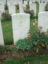 Serre Road Cemetery No.2 - Morris, Frederick
