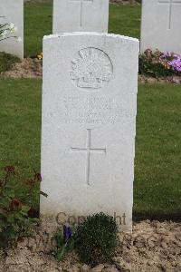 Serre Road Cemetery No.2 - Moyse, Samuel Ellis