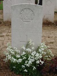 Serre Road Cemetery No.2 - Muir, W