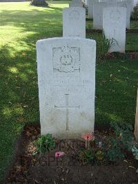 Serre Road Cemetery No.2 - Napthine, Clare George