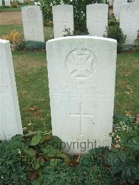 Serre Road Cemetery No.2 - Newton, Leslie