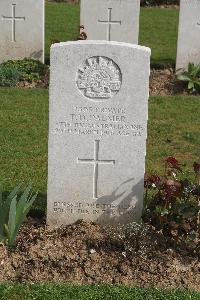 Serre Road Cemetery No.2 - Palmer, Thom Duncan