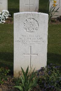 Serre Road Cemetery No.2 - Polglase, William James