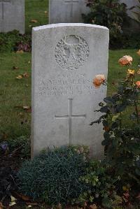 Serre Road Cemetery No.2 - Robertson, Alexander Myron