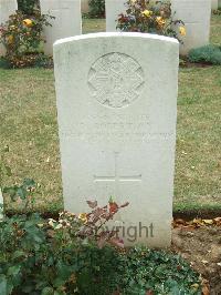 Serre Road Cemetery No.2 - Robertson, Peter
