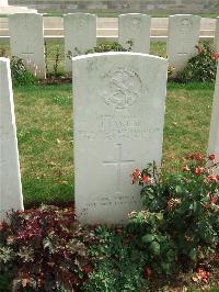Serre Road Cemetery No.2 - Santer, John