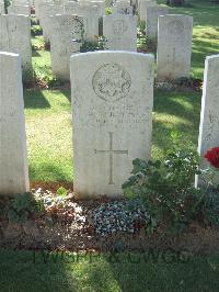 Serre Road Cemetery No.2 - Saunders, William