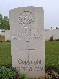 Serre Road Cemetery No.2 - Sellgren, Claude John Lawrence