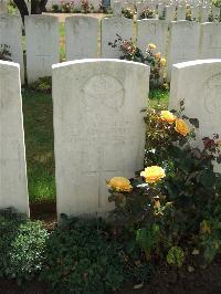 Serre Road Cemetery No.2 - Stockwell, John Frederick