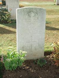 Serre Road Cemetery No.2 - Sutherland, John