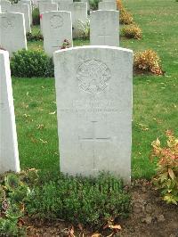 Serre Road Cemetery No.2 - Thompson, Ernest
