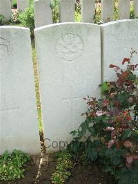 Serre Road Cemetery No.2 - Vale, John Edward