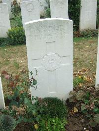Serre Road Cemetery No.2 - Wagstaff, George Godfrey