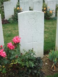 Serre Road Cemetery No.2 - Wallis, Fred