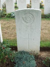 Serre Road Cemetery No.2 - Warren, Harold George