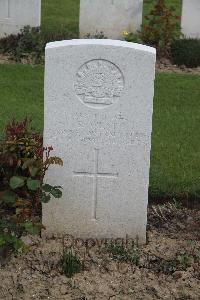 Serre Road Cemetery No.2 - West, Robert