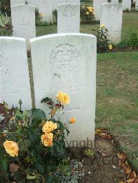 Serre Road Cemetery No.2 - White, Frank