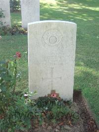 Serre Road Cemetery No.2 - Willis, John