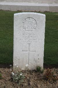 Serre Road Cemetery No.2 - Winton, Percy